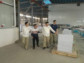 徽商集團董事長潘友華深入徽商進出口公司生產(chǎn)工廠指導(dǎo)工作